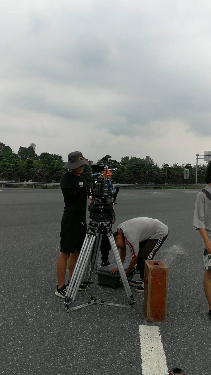 玉林TVC拍摄公司：唤醒集体记忆，构建跨代际沟通桥梁