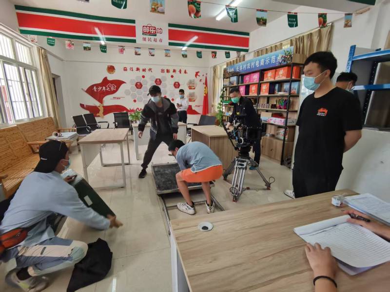 追星女孩心理学分析报告：玉林广告片拍摄公司揭秘饭圈应援式传播逻辑